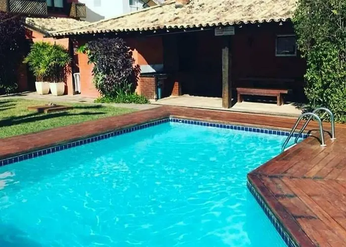 Casa pé na areia em Geriba
